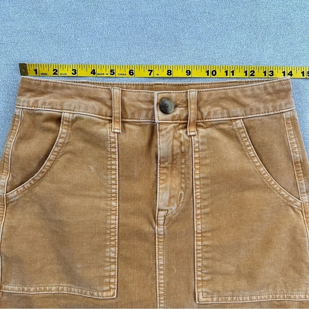 American Eagle High Rise A Line Corduroy Skirt. Gold. Size 0.